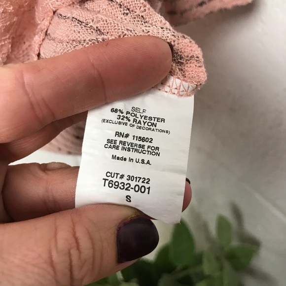 {Lush} Cropped Top - Picture 4 of 5